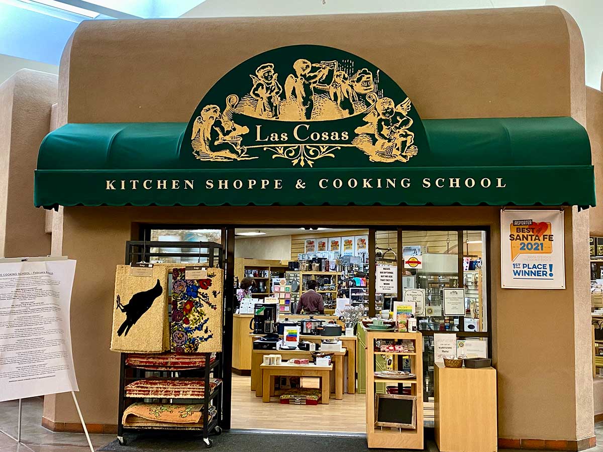 Exterior of Las Cosas Kitchen Shoppe in Santa Fe, New Mexico.