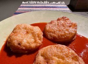 Torta de huevo, a type of fritter, is a traditional New Mexican food.